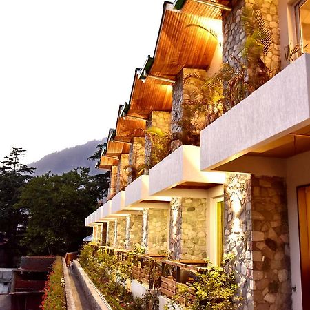 Season Hotel Найнитал Экстерьер фото