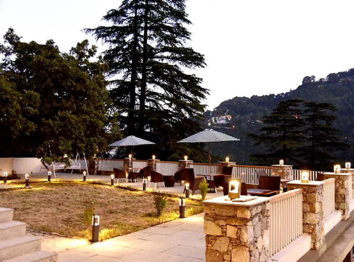 Season Hotel Найнитал Экстерьер фото